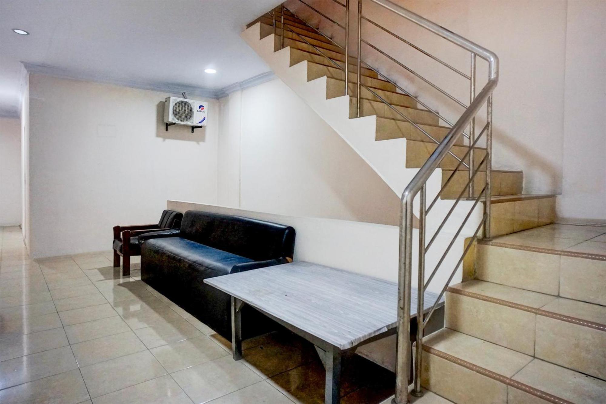 Hotel O Medan City Center Near Plaza Medan Fair Exteriör bild